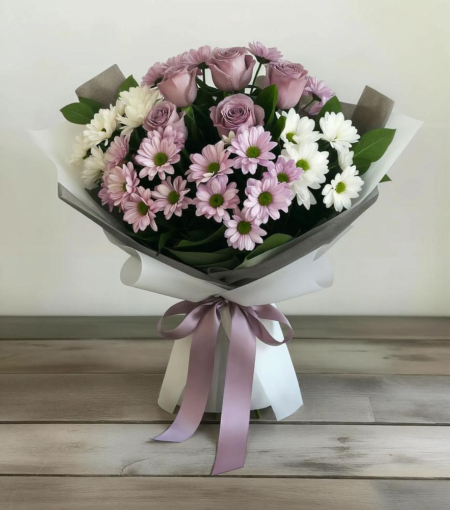 Букет цветов из: Хризантемы и Розы в Вешкайме