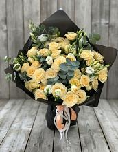 Букет цветов из:  Розы и Лизиантусы #REPLACE_PRED# Вешкайме