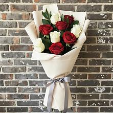 Букет цветов из:  Розы #REPLACE_PRED# Вешкайме