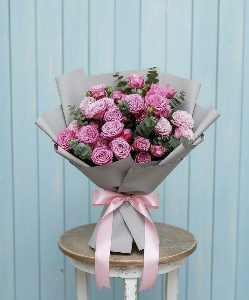 Букет цветов из: Розы в Вешкайме