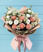 Букет цветов из:  Розы, Альстромерии и Лизиантусы в Вешкайме
