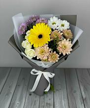 Букет цветов из:  Розы, Герберы и Хризантемы в Вешкайме