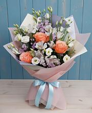 Букет цветов из:  Лизиантусы, Розы, Альстромерии и Гипсофила #REPLACE_PRED# Вешкайме