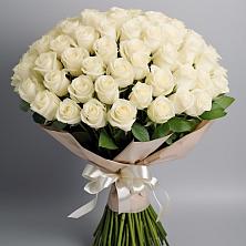 Букет 101 беля роза Белоснежка в Вешкайме