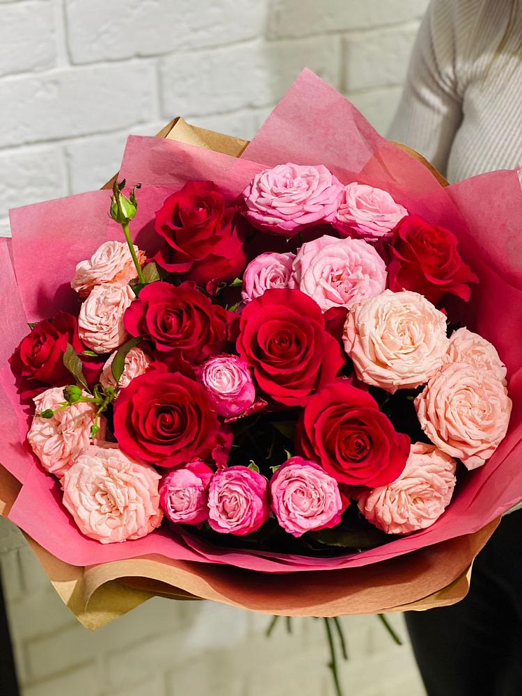 Букет цветов из: Розы в Вешкайме