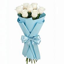 Букет 7 белых роз Проуд в Вешкайме