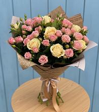 Букет цветов из:  Розы в Вешкайме