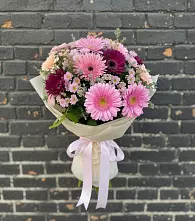 Букет цветов из:  Герберы и Хризантемы в Вешкайме
