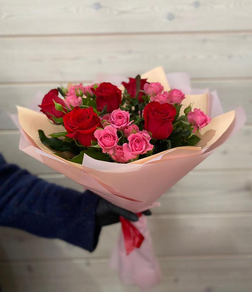 Букет цветов из: Розы в Вешкайме