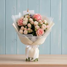 Букет цветов из:  Розы в Вешкайме
