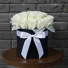 Цветочная композиция из Розы в шляпной коробке #REPLACE_PRED# Вешкайме