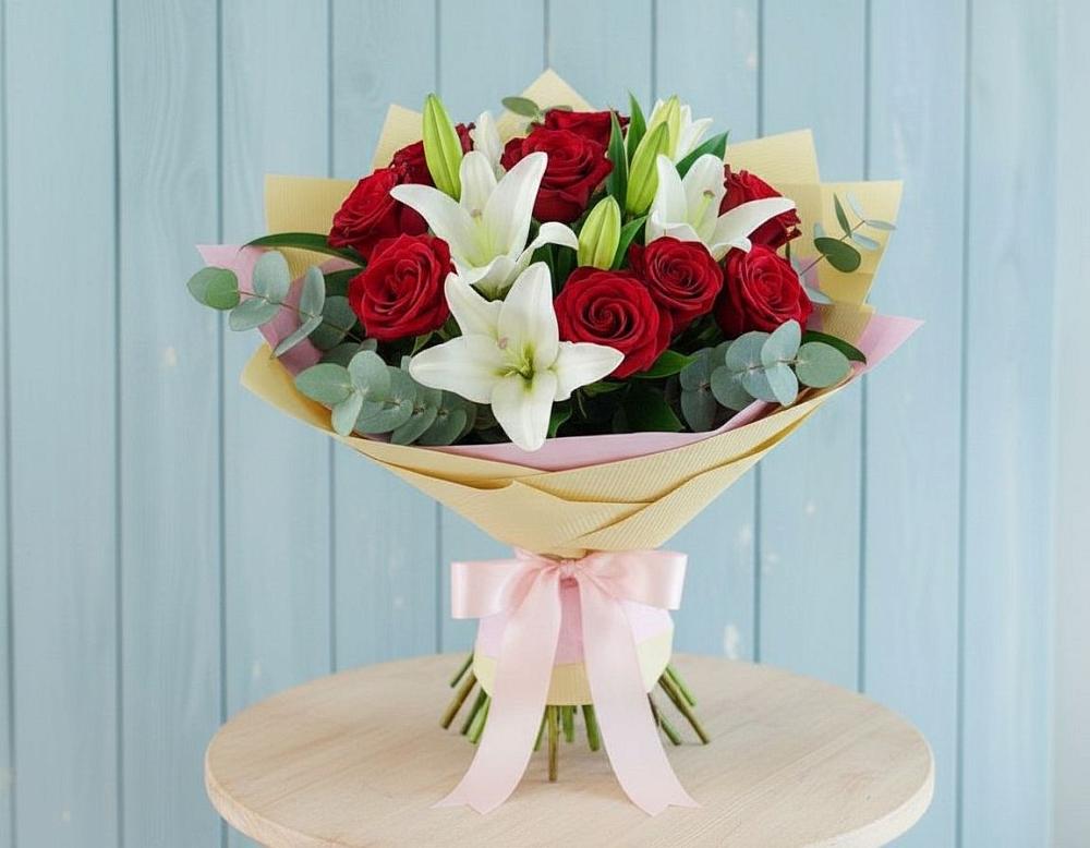 Букет цветов из: Лилии и Розы в Вешкайме