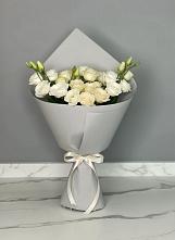 Букет цветов из:  Розы и Лизиантусы в Вешкайме