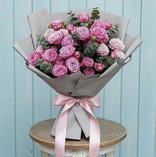 Букет цветов из:  Розы в Вешкайме